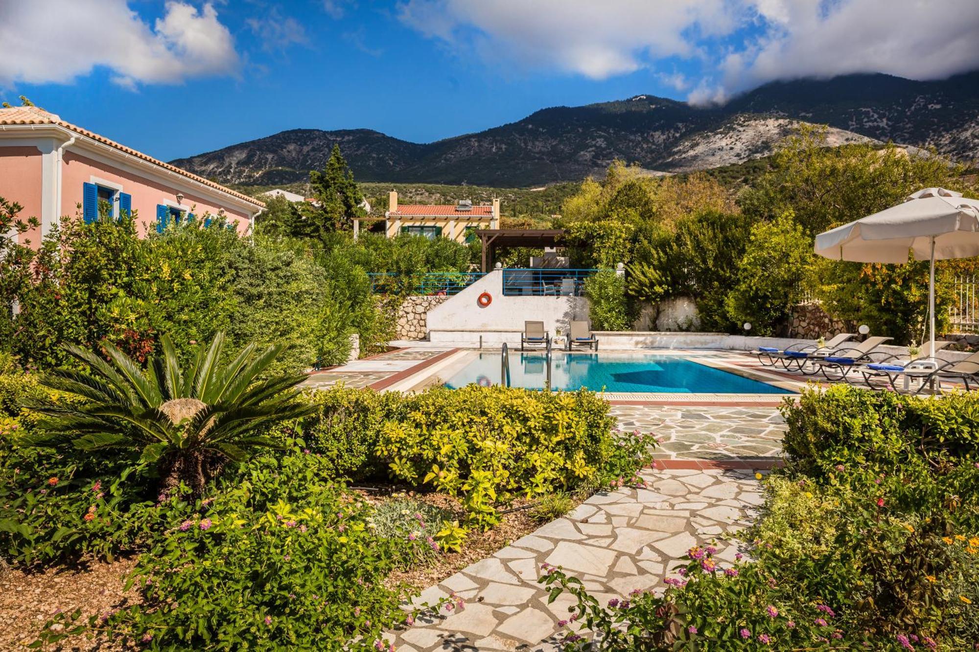 Villa Rudi Trapezaki  Extérieur photo
